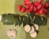 ズッキーニと豚肉のガーリックトマト炒め作り方1写真