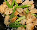 鶏胸肉とアスパラのガーリックペッパー炒め作り方8写真