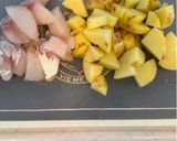 タラとジャガイモと豆腐の味噌汁作り方2写真