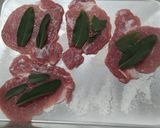 豚ヒレのサルティンボッカ作り方1写真