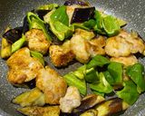 ご飯がすすむ♡鶏肉となすのオイスターカレー炒め作り方5写真