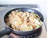 旨味たっぷりな【焼きビーフン（旨醤油）】作り方7写真