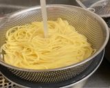 トマト、ツナ、玉ねぎ、バジルの冷製パスタ作り方2写真