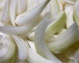 ちょっと一品に簡単オニオンコンソメスープ作り方1写真