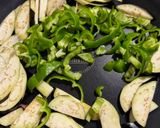 茄子とピーマンの甘辛醤油炒め作り方4写真