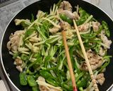 細切れ豚肉でチンジャオロース作り方7写真