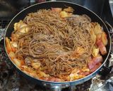 日本蕎麦のベーコンキムチ卵の醤油焼きそば作り方14写真