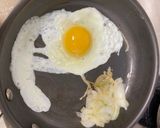 レタス、玉ねぎの巣ごもり卵作り方3写真