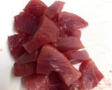 簡単！マグロの醤油にんにくコチジャン漬け作り方1写真
