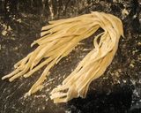 釜玉うどんと小麦粉で作った麺で釜玉うどん作り方10写真