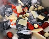 山芋なつめ烏骨鶏スープ（山藥烏骨雞湯）作り方4写真