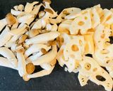 鮭フレークと野菜の秋マヨ炒め🍁作り方1写真