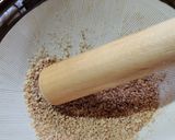 和えるだけ！しらすと梅肉のゴマ和えパスタ作り方2写真