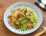 簡単♪ベーコンとキャベツのおかかマヨ炒め作り方5写真