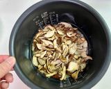 食物繊維たっぷり♪きのことツナのわかめごはん✨作り方5写真