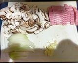 マッシュルームとベーコンのクリームパスタ作り方1写真