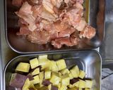 鶏肉とさつまいもの甘辛炒め作り方1写真