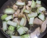 チンゲンサイと鶏ささ身の中華スープ作り方4写真