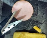 簡単!(基本の)油揚げハムチーズ焼き作り方2写真