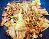 豚ミンチとキャベツの味噌炒め丼作り方5写真