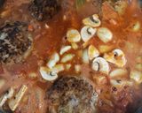 トマト煮込みの具沢山ハンバーグ作り方5写真