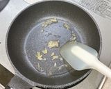 三つ葉と粗挽きひき肉のエスニック炒め作り方3写真