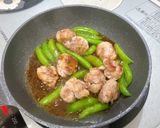 豚団子とスナップエンドウと卵の豆鼓醤炒め作り方7写真