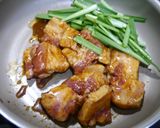簡単！漬け豚ニラ焼き作り方3写真