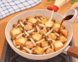 鶏肉と厚揚げ・しめじの炒め🍳作り方4写真