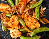 鶏肉とスナップえんどうのケチャップ炒め作り方5写真