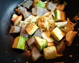 こんにゃくと生きくらげ入りのカレー作り方4写真