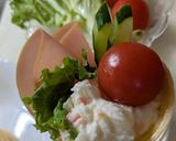 ココットカップにハムと野菜でカップサラダ作り方1写真