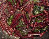 ビーツの葉の胡麻油炒め作り方2写真