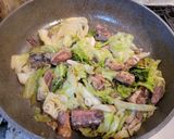 簡単！キャベツとサバ缶の煮び出し炒め作り方12写真