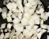 簡単　新玉ねぎでエビ炒飯作り方2写真