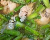手羽元とアスパラのほろほろコンソメ煮作り方4写真