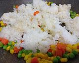 こどもも大人も大好きな簡単ケチャップ炒飯作り方3写真
