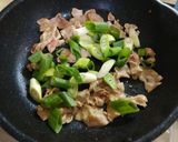 白めしに合う豚小間とネギのあっさり塩炒め作り方3写真
