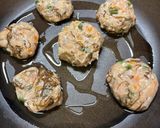 【簡単作り置き】鶏挽肉ともずく焼き作り方4写真