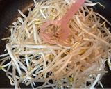餃子🥟(備忘録)と黒豆もやし炒め♪作り方11写真