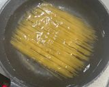市販のソースで♪ハンバーグカレーパスタグラタン作り方2写真