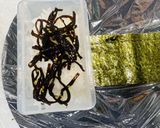 大葉と芽ネギと胡麻昆布のスパムおむすび作り方7写真