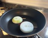 オシャレ✨(新)玉ねぎとトマトのチーズ焼作り方2写真