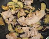 簡単　とろとろ茄子と豚バラ肉の甜麺醤炒め作り方2写真