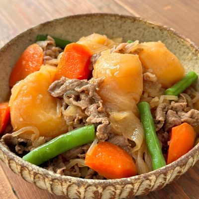 ☆肉じゃが☆ by ☆栄養士のれしぴ☆ 【クックパッド】 簡単おいしい
