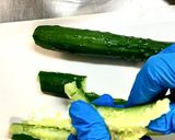 たたききゅうりの梅塩麹和え♪やみつき副菜作り方1写真