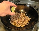 ラオスの代表的な料理ラープで作る切り餅作り方9写真