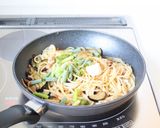 柚子胡椒も＋【茄子ベーコンの和風パスタ】作り方6写真