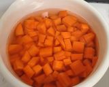 離乳食後期　湯で人参作り方3写真