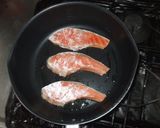 鮭マヨネーズ炒め焼き♪簡単作り方4写真
